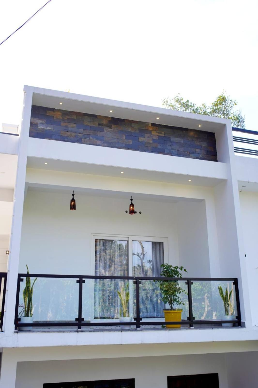 Vaishnavam Double Bedroom Villa 테카디 외부 사진